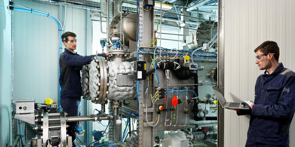 Battolyser Systems and VDL Hydrogen Systems merge to become Alquion